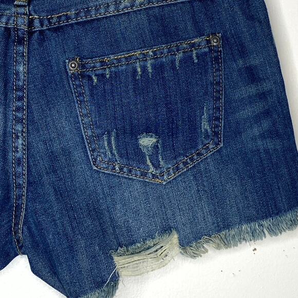 Revolt Daisy Duke Denim Shorts Cut Offs Distressed Size 9 - Picture 6 of 6